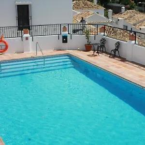 Сasa de vacaciones Pueblo Cosy Townhouse, Sleeps 4, Mijas